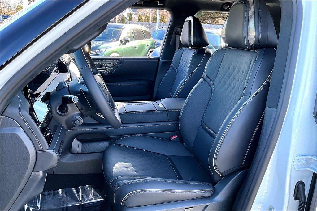 new 2026 INFINITI QX80 car, priced at $109,466