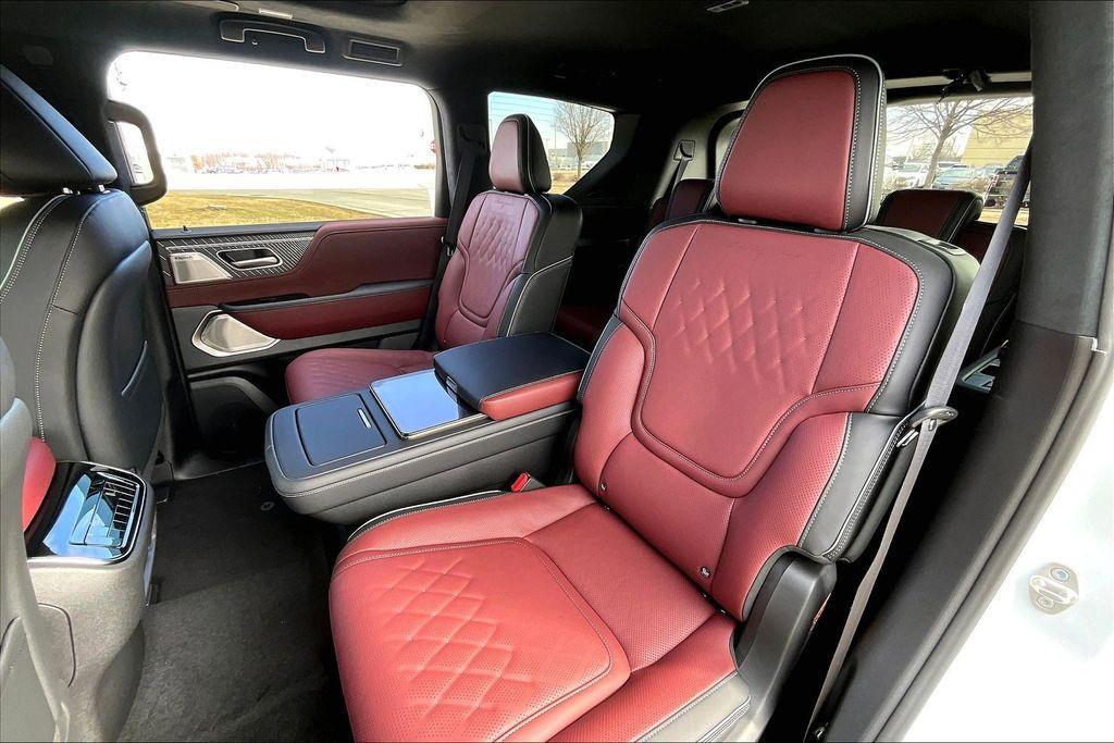 new 2026 INFINITI QX80 car, priced at $110,220