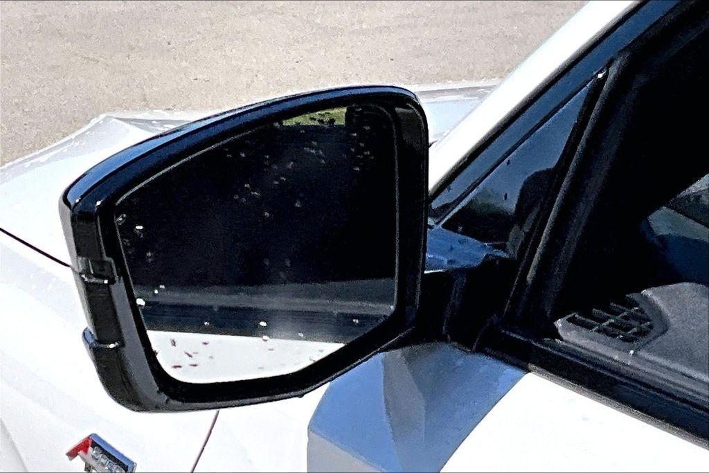 used 2023 Acura MDX car, priced at $41,874