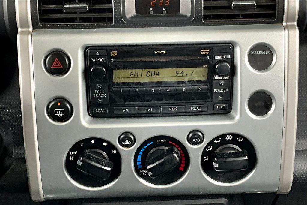 used 2007 Toyota FJ Cruiser car, priced at $9,980