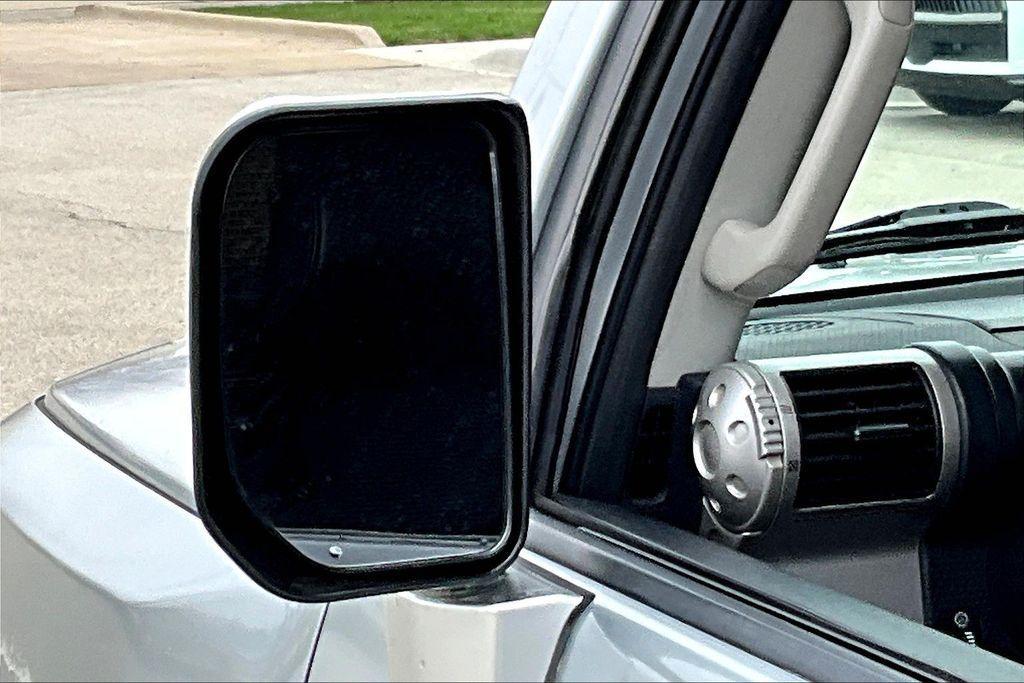 used 2007 Toyota FJ Cruiser car, priced at $9,980