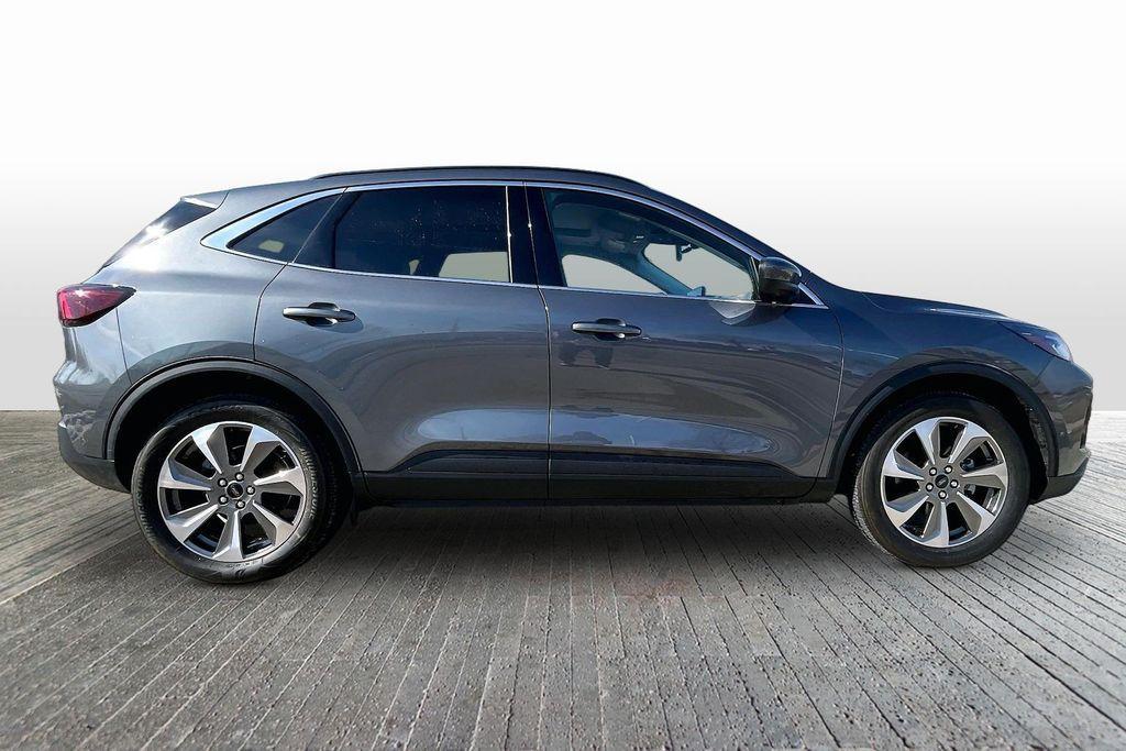 used 2023 Ford Escape car, priced at $25,492