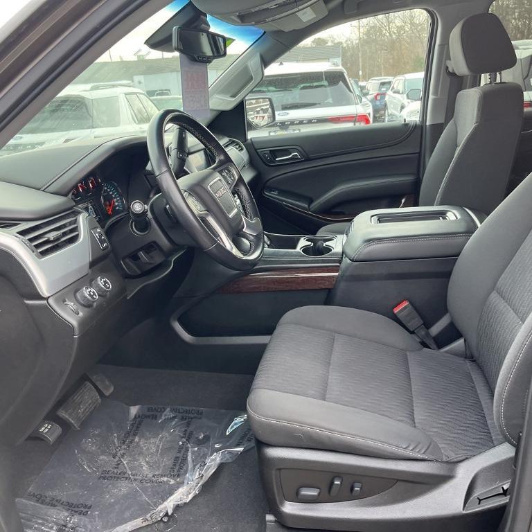 used 2019 GMC Yukon car, priced at $27,884