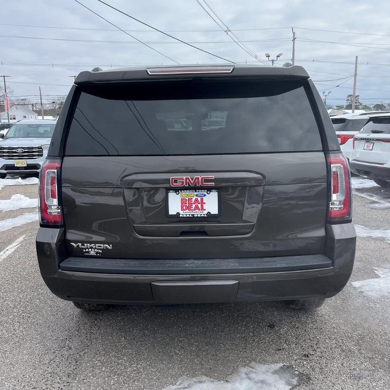 used 2019 GMC Yukon car, priced at $27,884