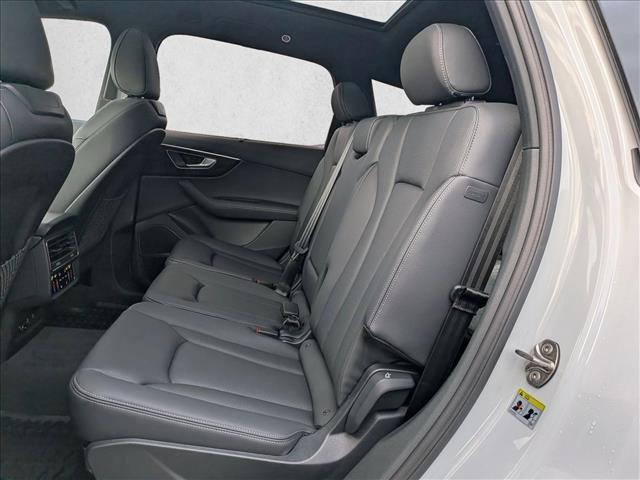 new 2026 Audi Q7 car, priced at $79,005