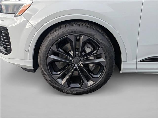 new 2026 Audi Q7 car, priced at $79,005