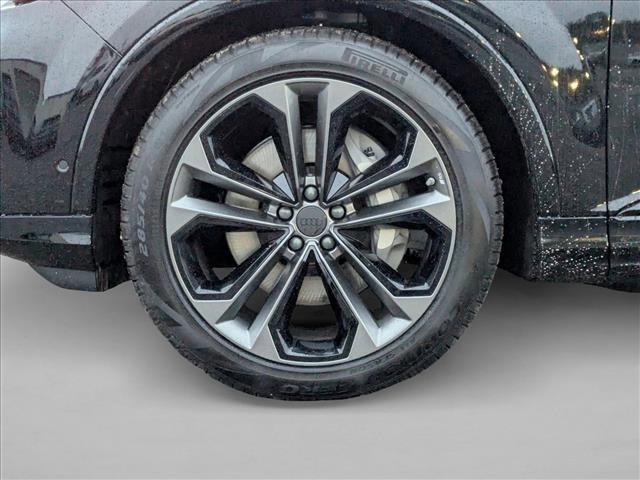 new 2026 Audi Q7 car, priced at $78,890