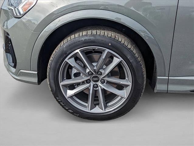 new 2025 Audi Q3 car, priced at $42,595