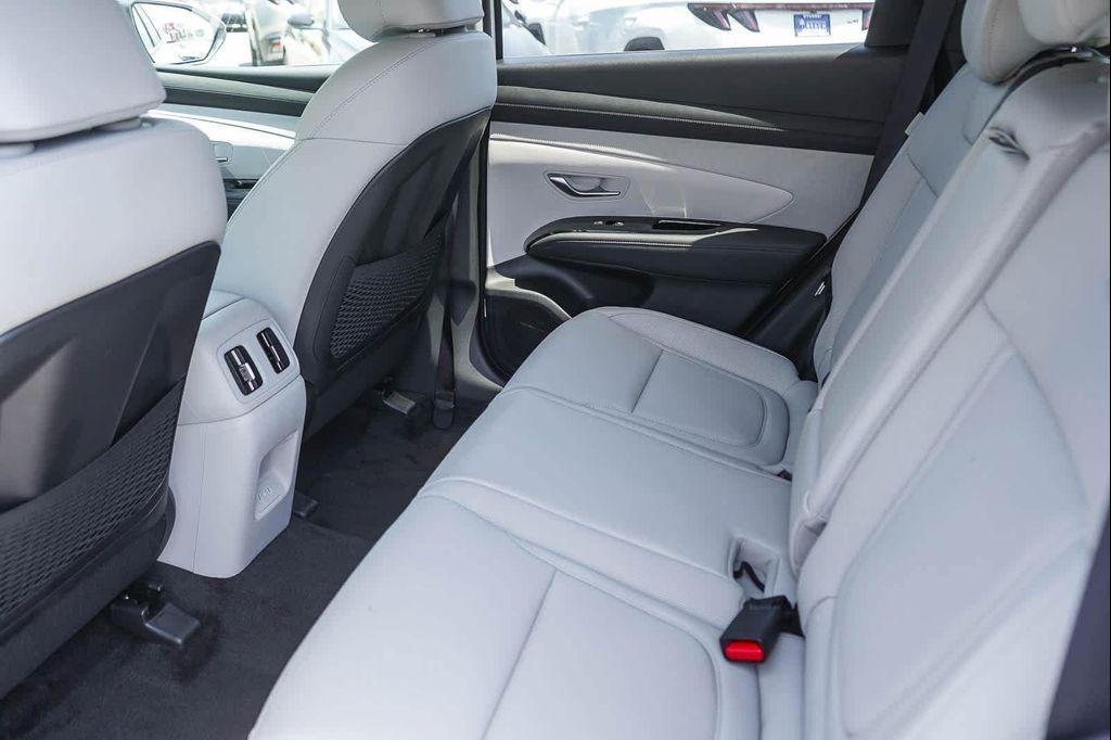 new 2026 Hyundai TUCSON Hybrid car, priced at $42,375
