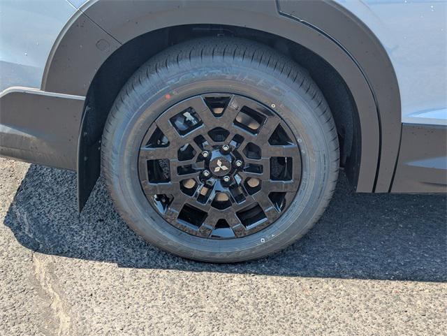 new 2025 Mitsubishi Outlander car, priced at $42,285