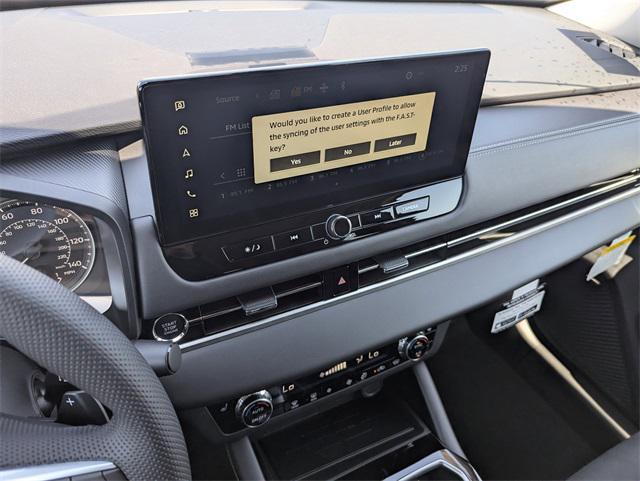 new 2025 Mitsubishi Outlander car, priced at $42,285