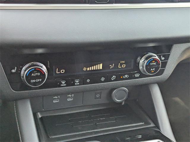 new 2025 Mitsubishi Outlander car, priced at $42,285