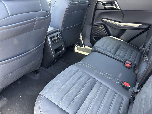 new 2026 Mitsubishi Outlander car, priced at $40,440