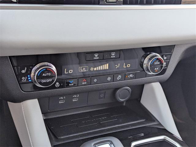 new 2025 Mitsubishi Outlander car, priced at $41,625