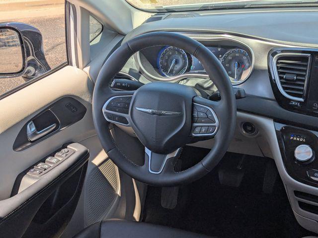 used 2024 Chrysler Pacifica car, priced at $25,986