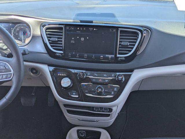 used 2024 Chrysler Pacifica car, priced at $25,986