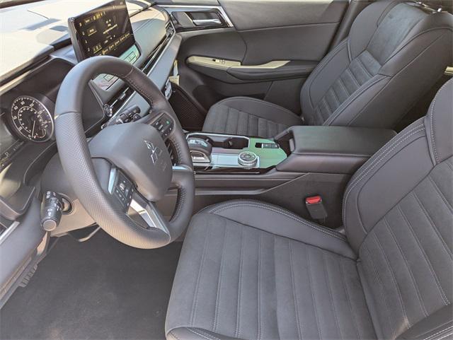 new 2025 Mitsubishi Outlander car, priced at $42,485