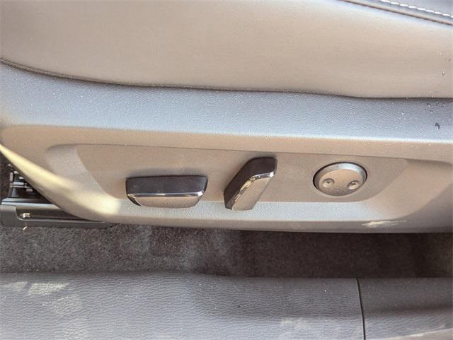 new 2025 Mitsubishi Outlander car, priced at $36,375