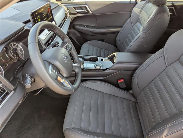 new 2025 Mitsubishi Outlander car, priced at $36,375