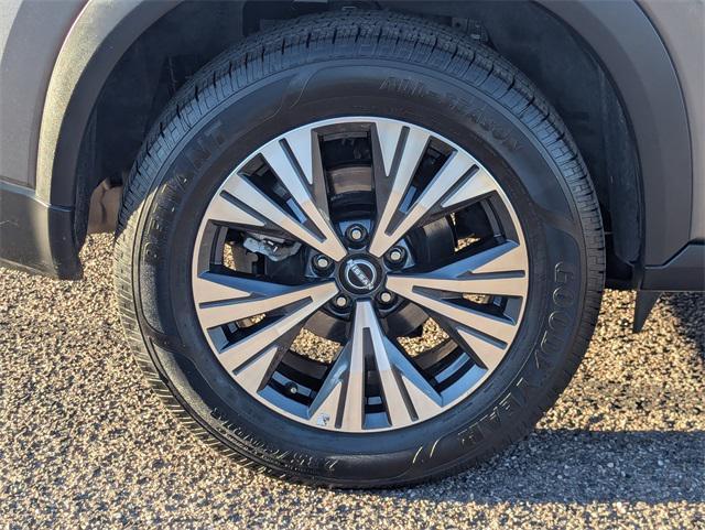 used 2022 Nissan Rogue car, priced at $15,987