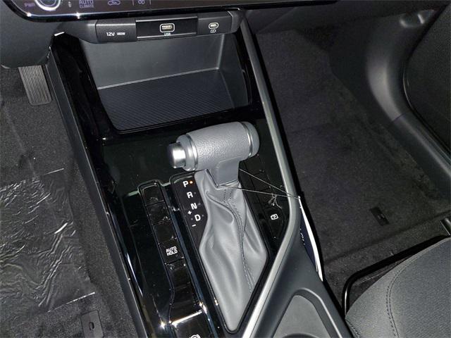 new 2025 Kia Niro car, priced at $26,635