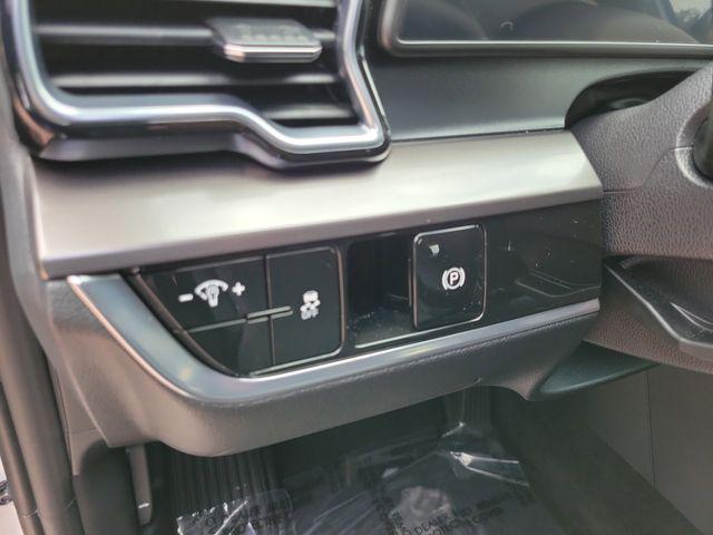used 2025 Kia Sportage car, priced at $25,987