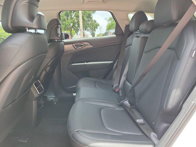 used 2025 Kia Sportage car, priced at $25,987