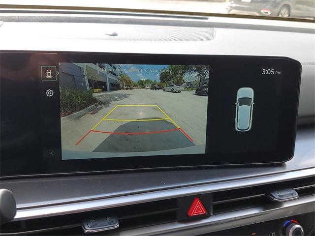 new 2025 Kia Sorento car, priced at $37,065