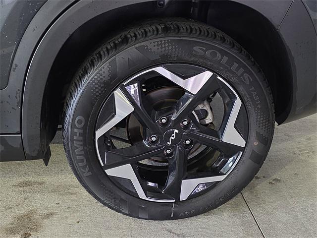 used 2024 Kia Seltos car, priced at $19,597