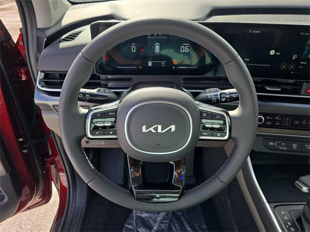 new 2025 Kia Carnival car, priced at $40,250