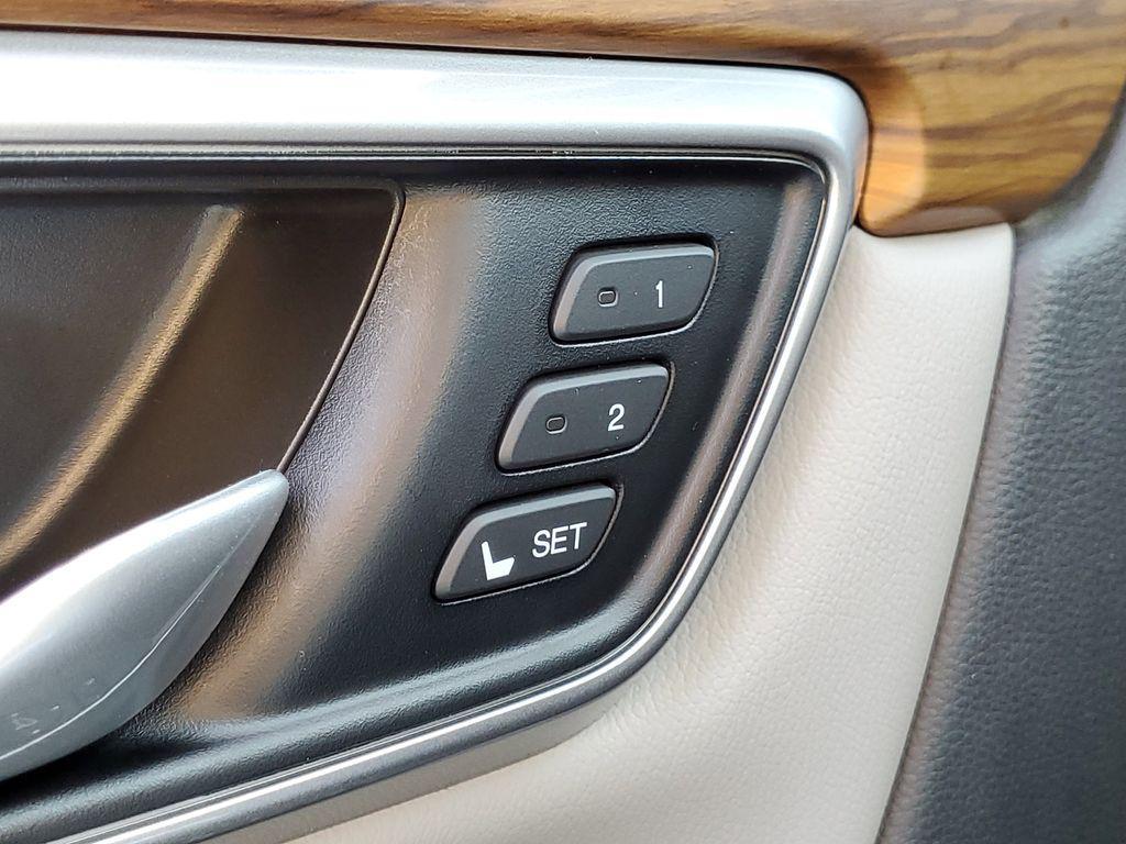 used 2019 Honda CR-V car, priced at $14,300