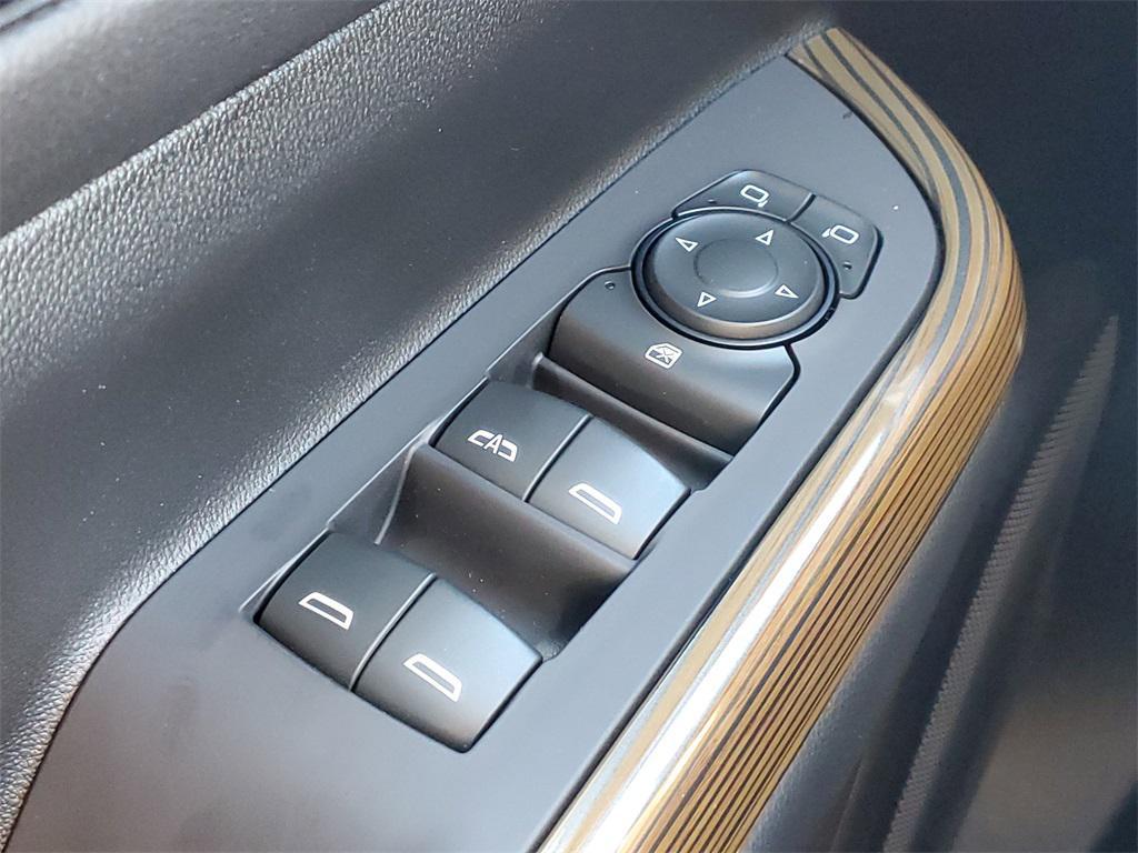 used 2022 GMC Acadia car, priced at $19,600