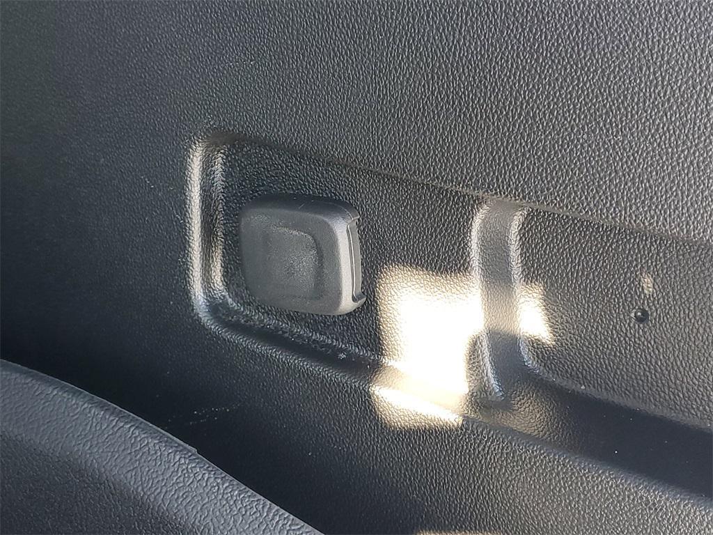 used 2022 GMC Acadia car, priced at $19,600