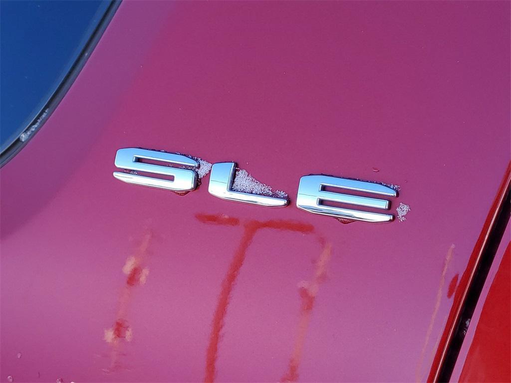 used 2022 GMC Acadia car, priced at $19,600