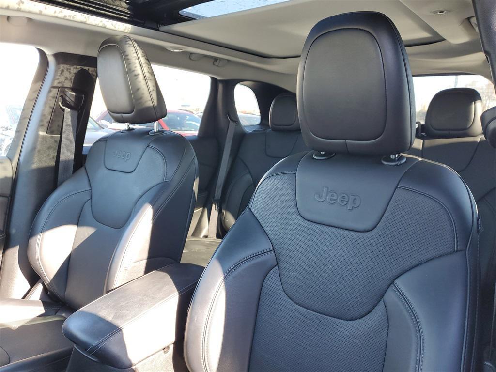 used 2022 Jeep Cherokee car, priced at $21,730