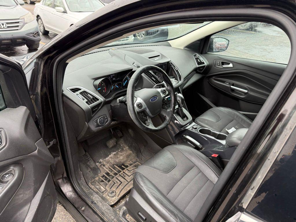 used 2013 Ford Escape car, priced at $5,620