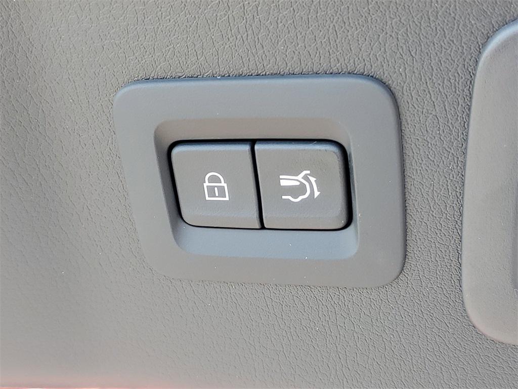 new 2025 Mazda CX-70 PHEV car, priced at $53,891