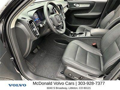 new 2025 Volvo XC40 car, priced at $34,530