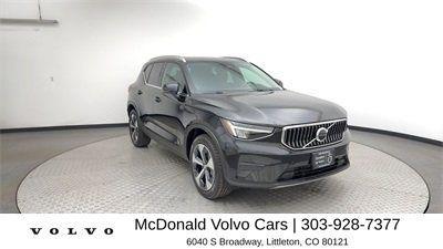 new 2025 Volvo XC40 car, priced at $34,530