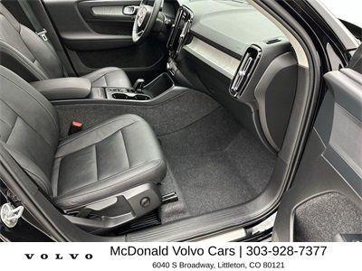 new 2025 Volvo XC40 car, priced at $34,530
