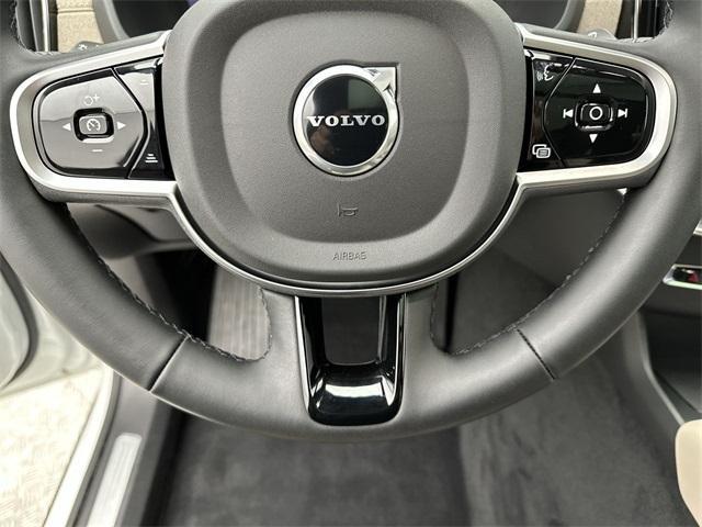 new 2025 Volvo XC90 car, priced at $65,511