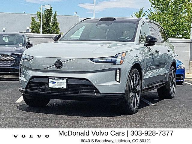new 2025 Volvo EX90 car, priced at $82,073
