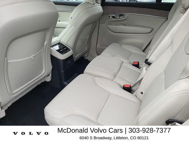 new 2026 Volvo XC90 Plug-In Hybrid car, priced at $86,344