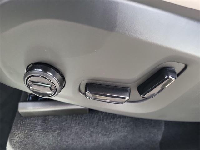 new 2026 Volvo XC90 car, priced at $71,825