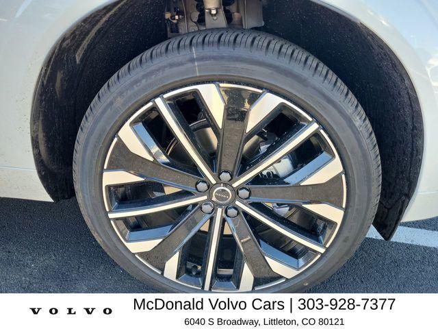 new 2026 Volvo XC60 car, priced at $63,935