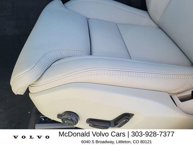 new 2026 Volvo XC60 car, priced at $63,935
