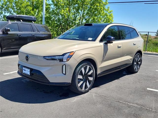 new 2025 Volvo EX90 car, priced at $85,559