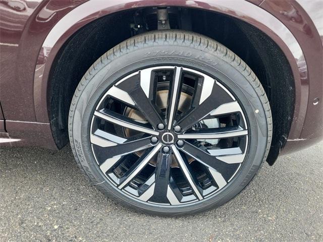 new 2025 Volvo XC90 car, priced at $76,054