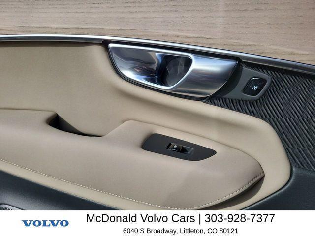 new 2026 Volvo XC90 car, priced at $71,599