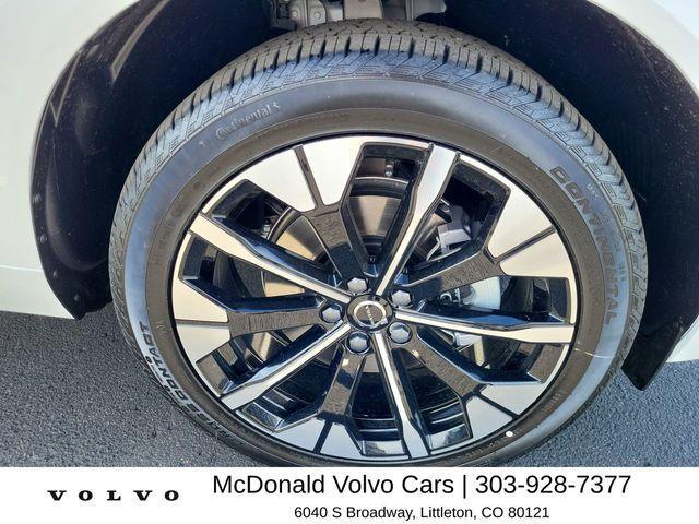 new 2026 Volvo XC60 car, priced at $58,105